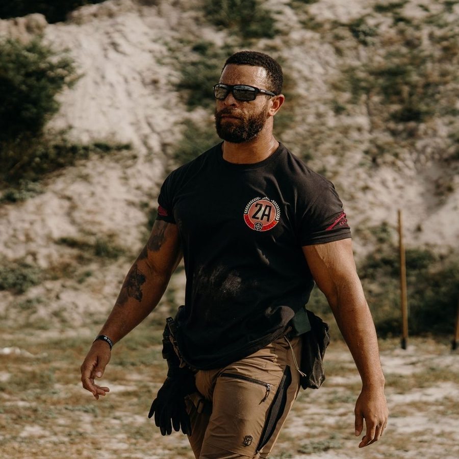 Live Armed T-Shirt - Black - Image 6