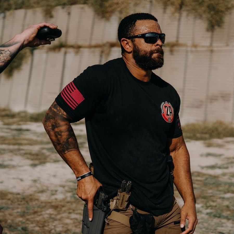Live Armed T-Shirt - Black - Image 5