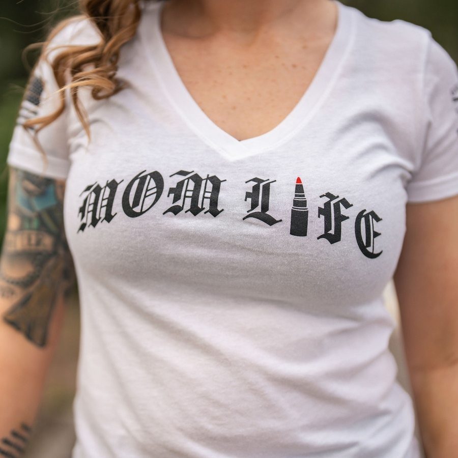 Women's Mom Life V-Neck T-Shirt - White - Image 5